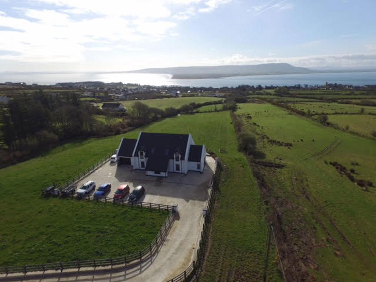 On The Rocks B&B Greencastle  Exteriör bild